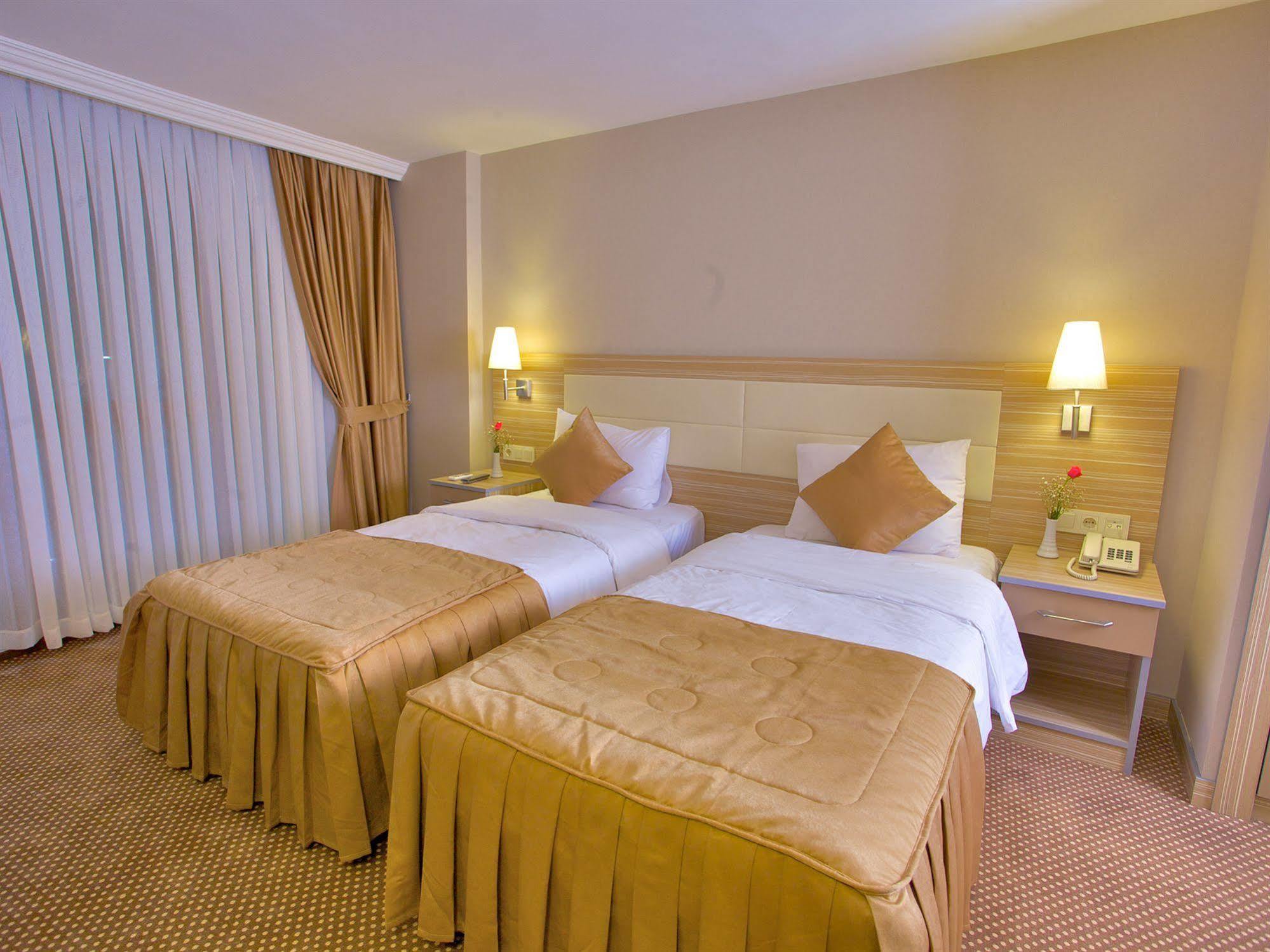 Hotel Grand Emin Istanbul Exterior foto