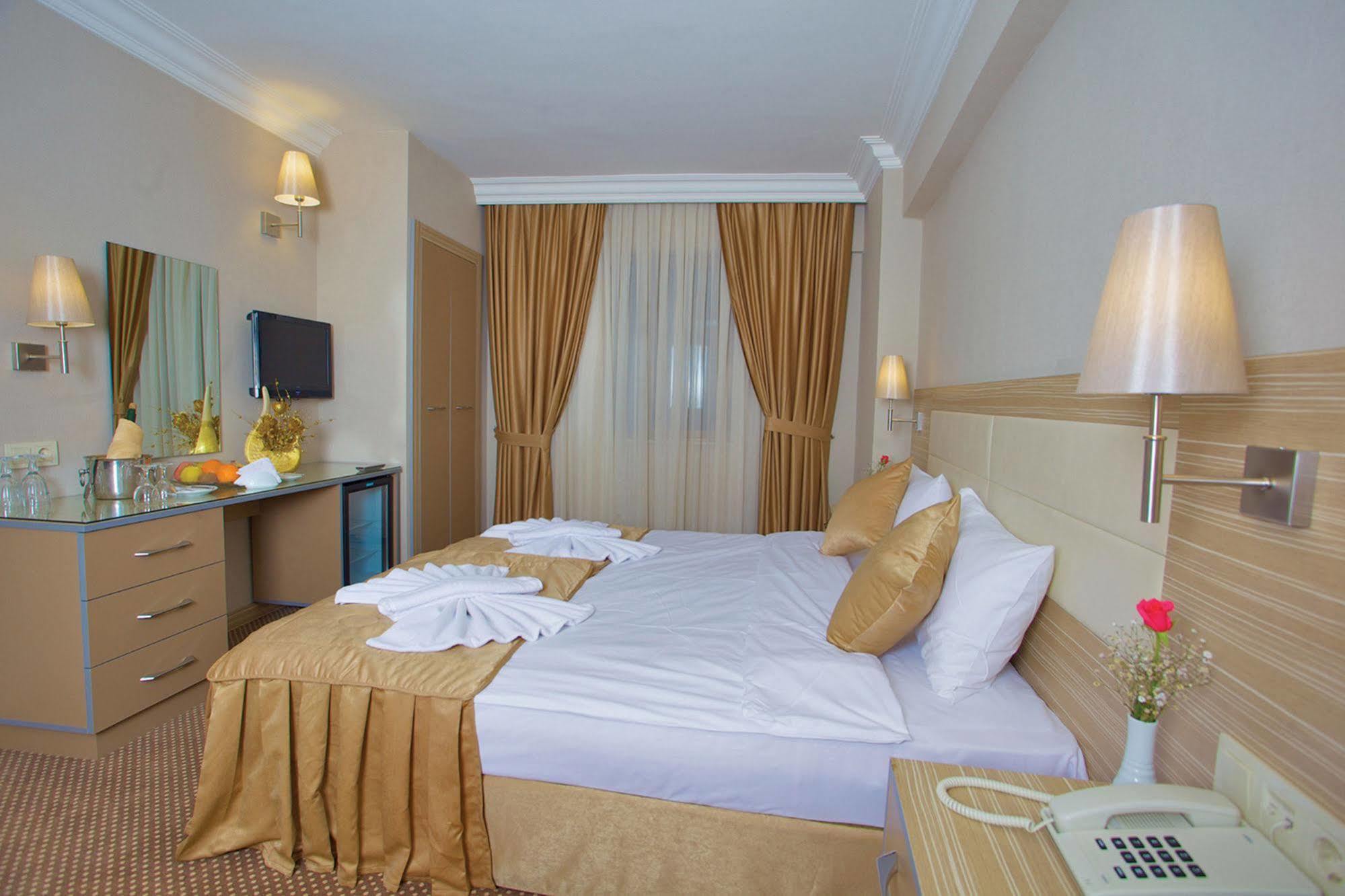 Hotel Grand Emin Istanbul Exterior foto